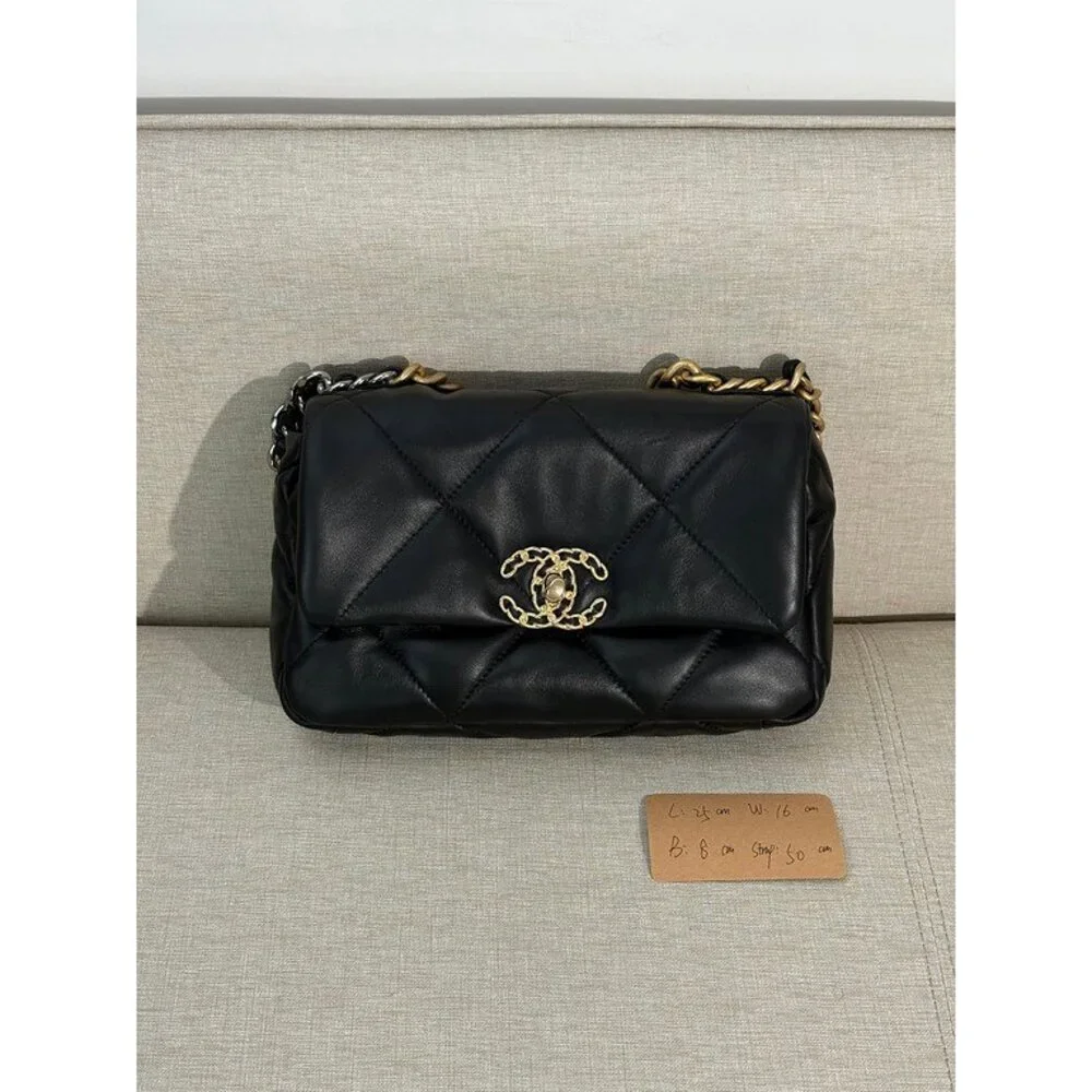 CHANEL Black Lambskin 19 Flap Bag Small Mixed HW - Picture 2 of 16